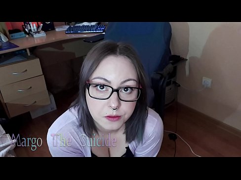 ❤️ Sexy Girl with Glasses Sucks Dildo Deeply on Camera ☑ Pornografia dura à noi ❌❤