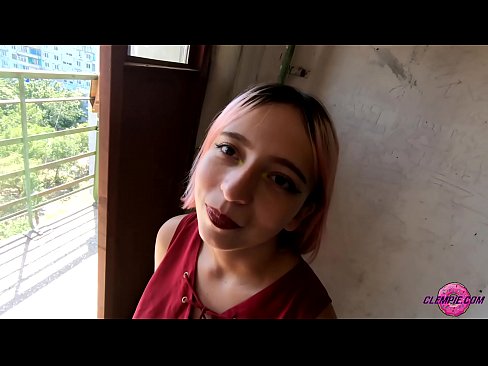 ❤️ Student Sensual Sucks a Stranger in the Outback - Cum On His Face ☑ Pornografia dura à noi ❌❤